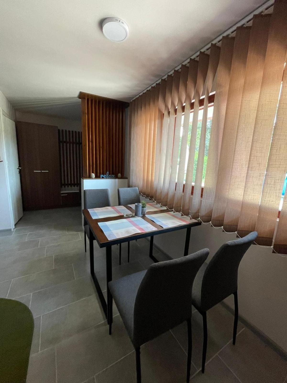 Apartmani Morava 54 Kocino Selo Exteriér fotografie