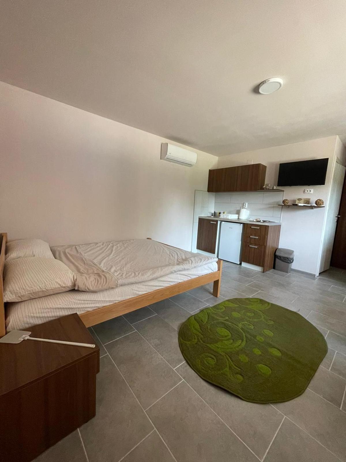 Apartmani Morava 54 Kocino Selo Exteriér fotografie